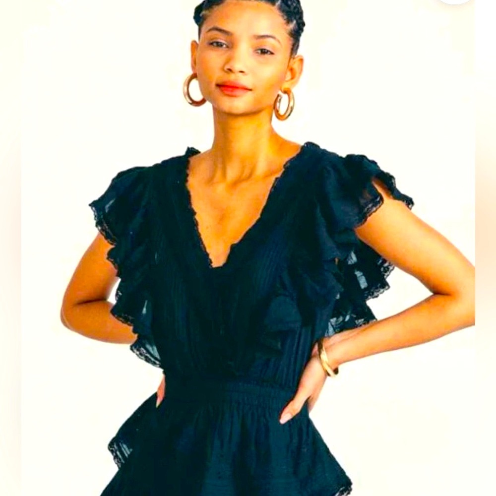 Stylish Black Ruffled V-Neck Dress - Picture 2 of 3